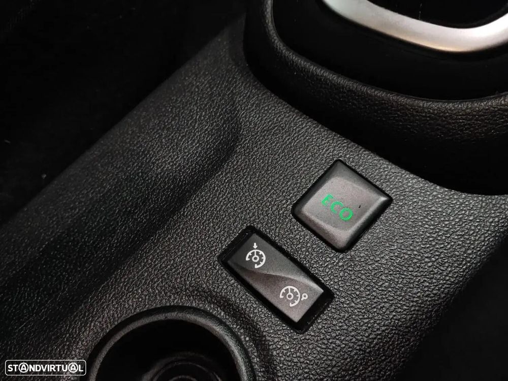 Renault Captur 1.5 dCi Exclusive EDC - 42