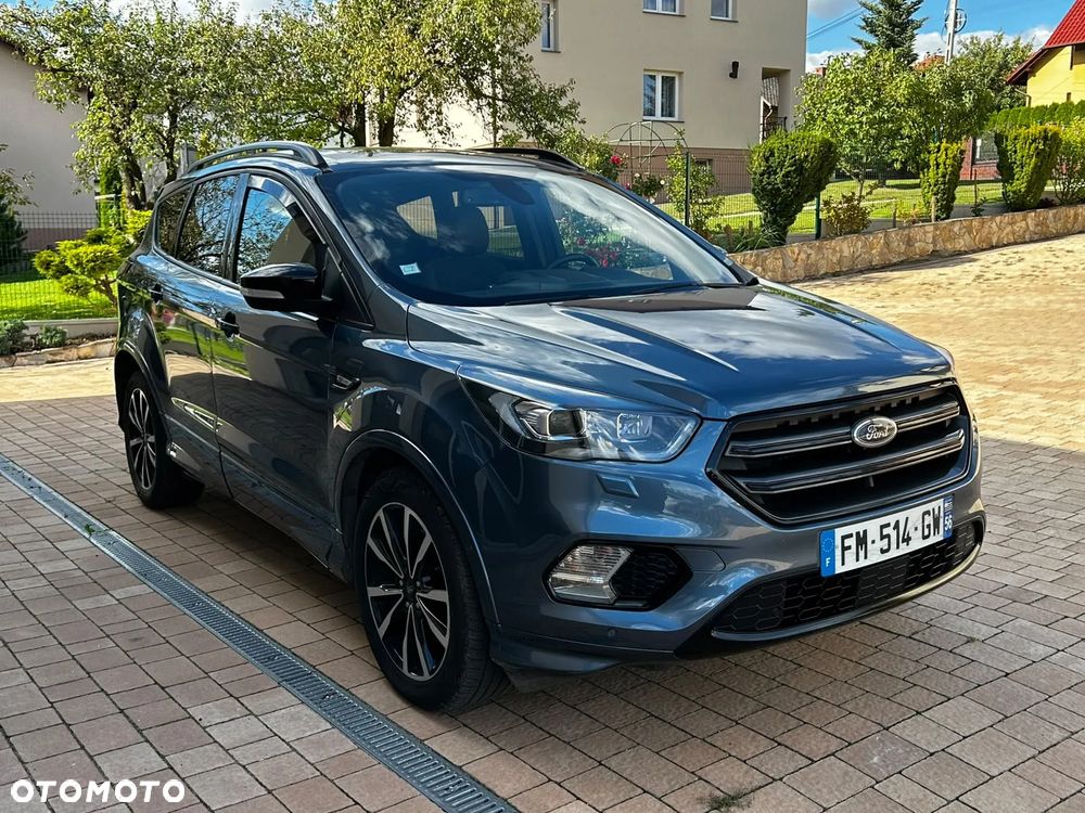 Ford Kuga 1.5 EcoBoost 2x4 ST-Line - 9