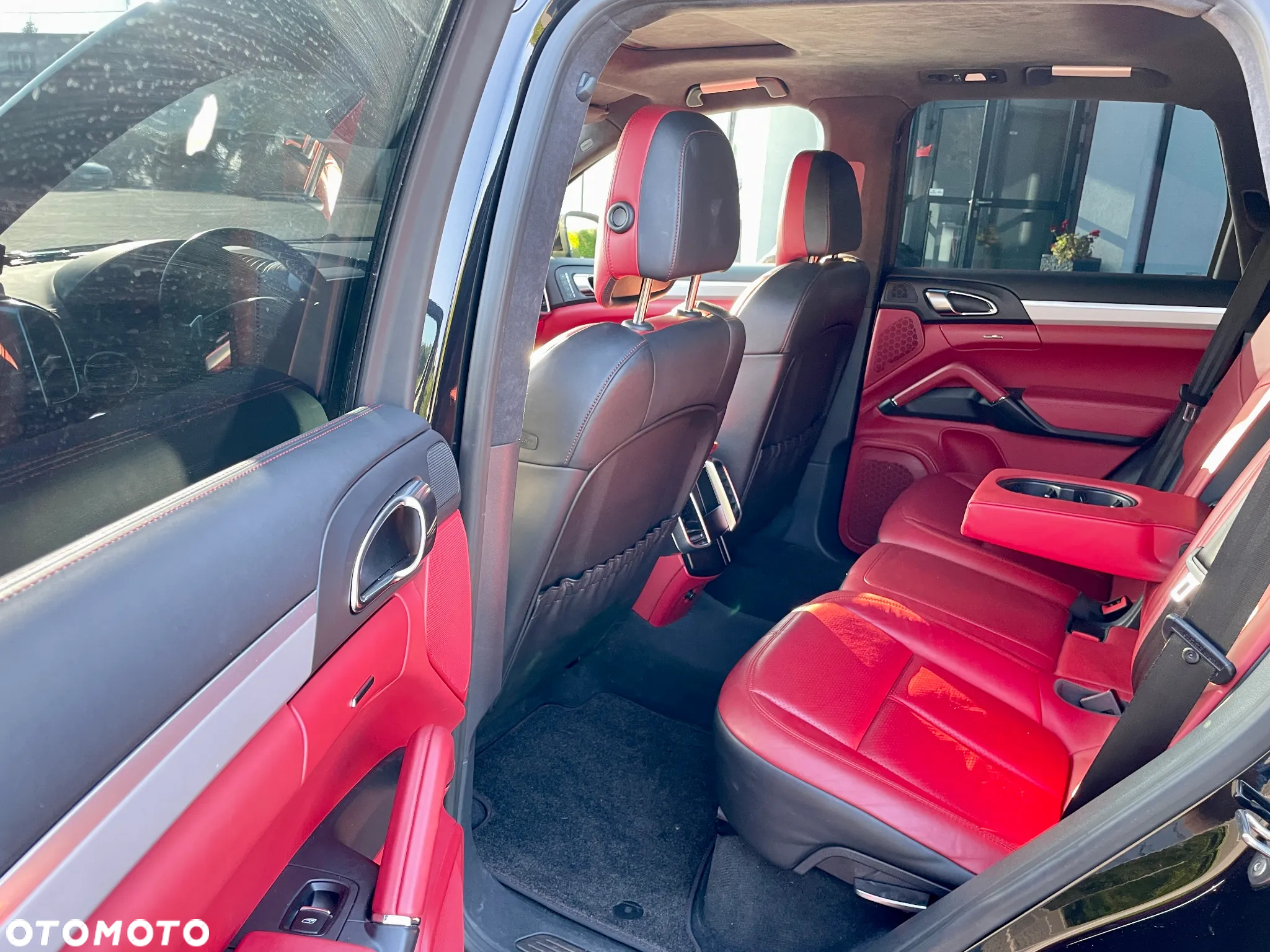Porsche Cayenne GTS - 17