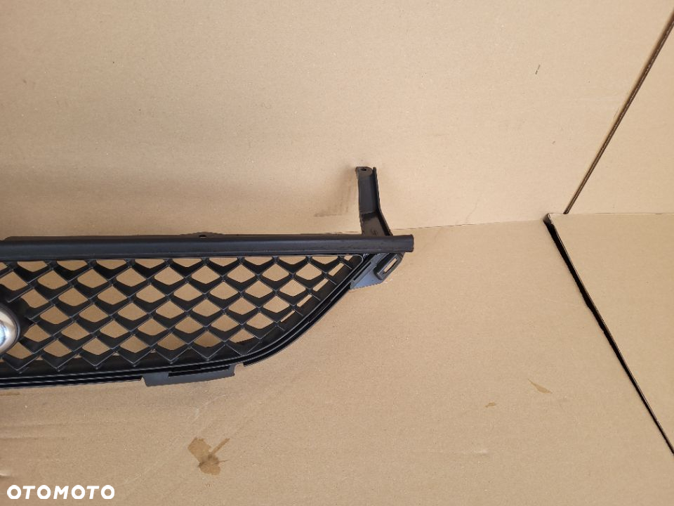 ATRAPA GRILL ATRAPA FORD S-MAX MK1 6M21-8200-A - 2