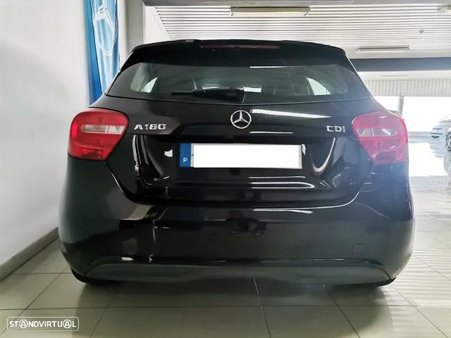 Mercedes-Benz A 180 CDI 7G-DCT Urban - 4