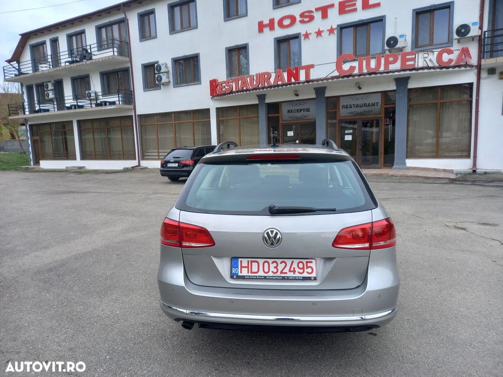 Volkswagen Passat 1.6 TDI DPF BlueMotion Technology Highline - 15