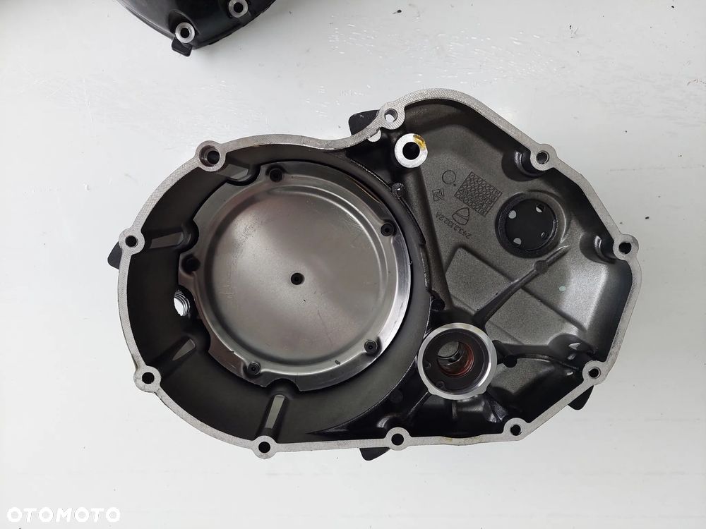DUCATI DIAVEL 1200 dekiel na silnik pokrywa silnika - 2