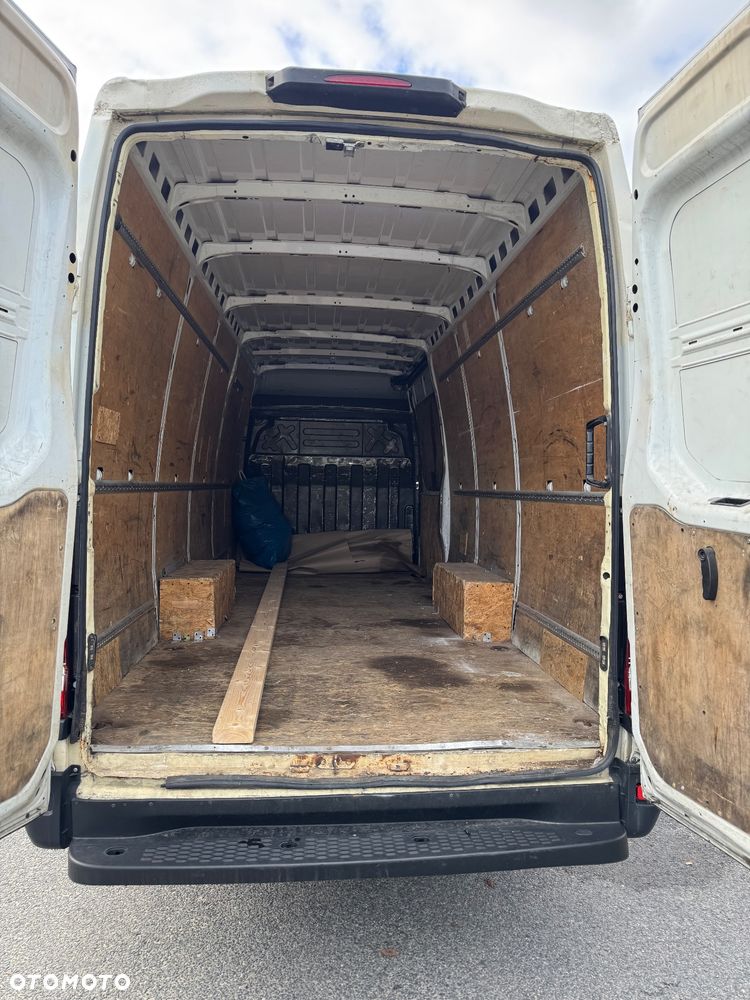 Iveco Daily - 20