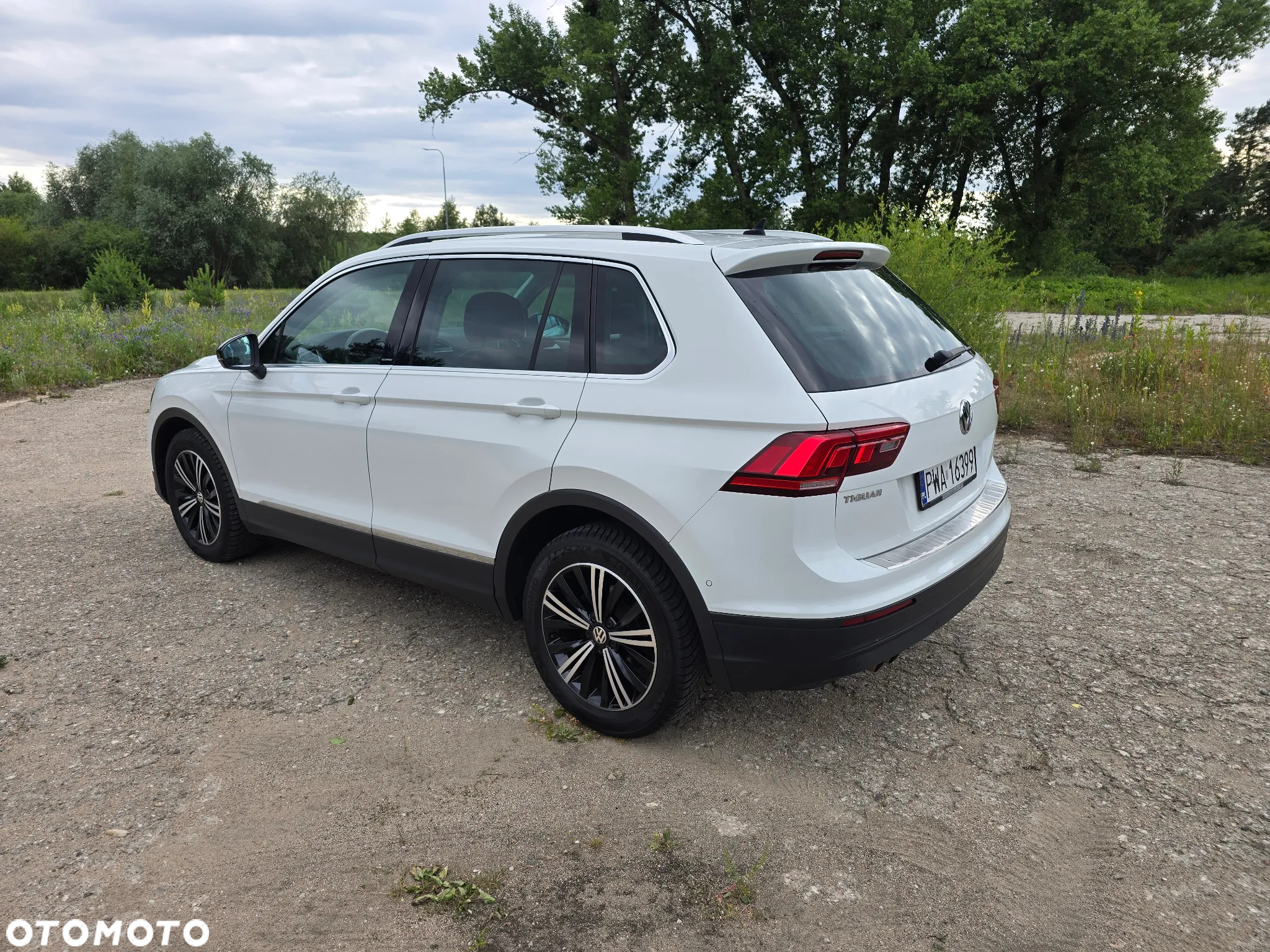 Volkswagen Tiguan 1.5 TSI EVO IQ Drive - 3