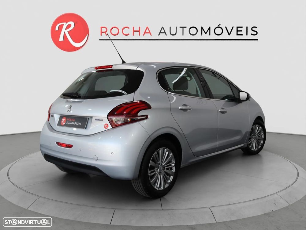 Peugeot 208 PureTech 110 Stop & Start Allure - 8