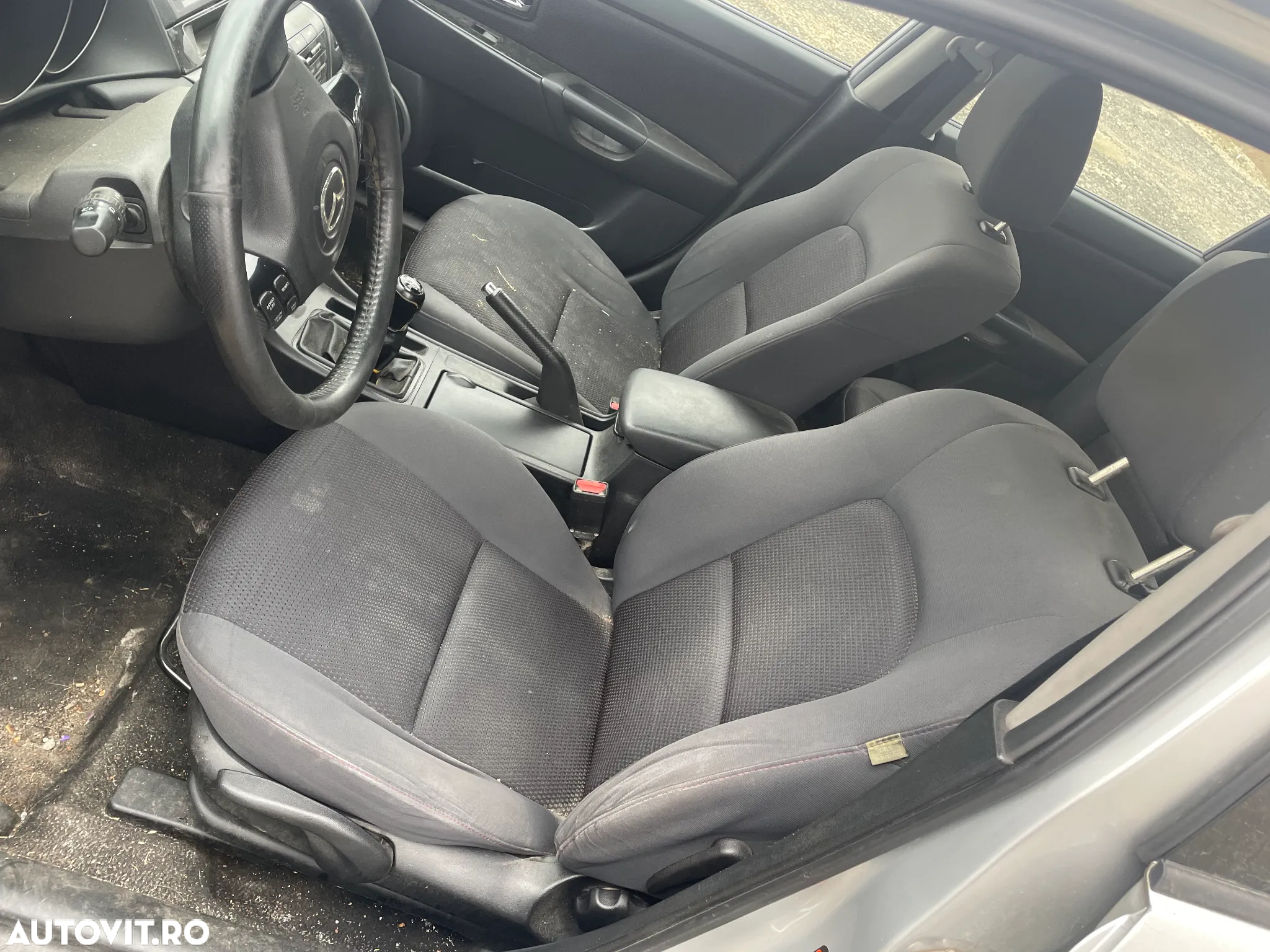 Dezmembram Mazda 3 1.6 tdci an fabr 2007 - 4