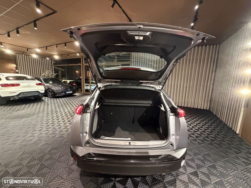 Peugeot 2008 1.5 BlueHDi Style - 25