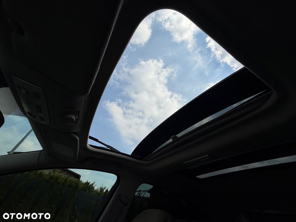 Renault Laguna 2.0 TCe 170 Initiale - 26