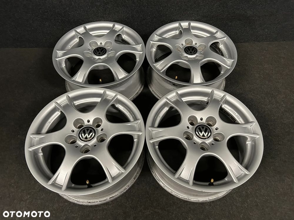 Alufelgi VW Golf 5, 6, Golf Plus, Touran, Caddy 16 cali 5x112 4szt. - 4