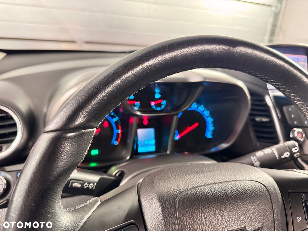 Chevrolet Orlando - 24