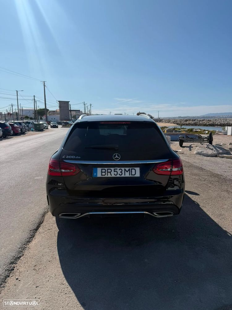 Mercedes-Benz C 300 BlueTEC Hybrid AMG Line - 4