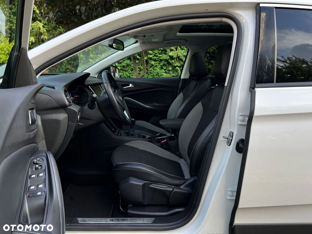Opel Grandland X 1.2 Start/Stop Business INNOVATION - 21