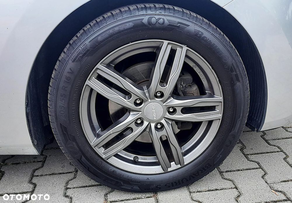 Hyundai i30 1.6 Style - 4