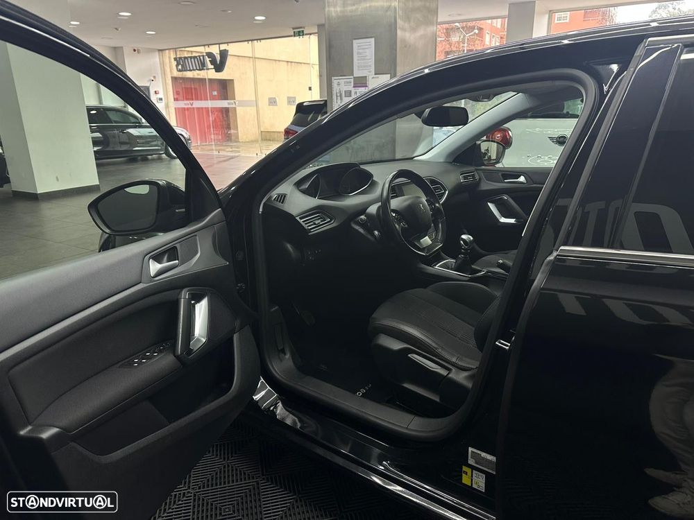 Peugeot 308 1.6 BlueHDi Active - 32