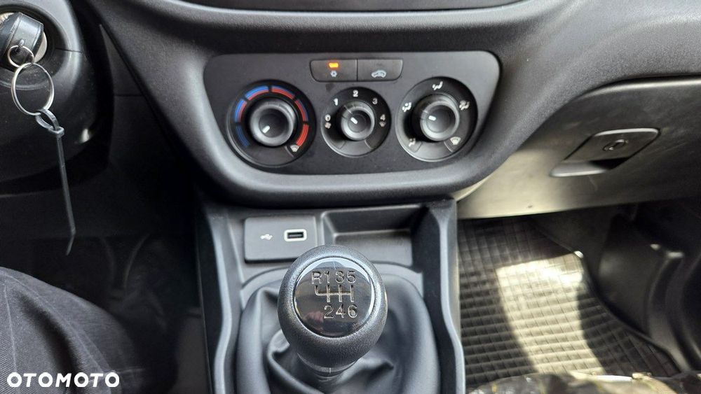 Fiat Doblo - 29