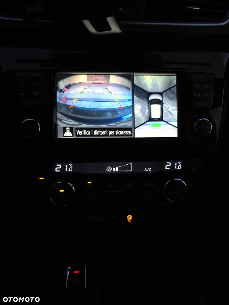 Nissan Qashqai 1.6 DCi Visia Xtronic EU6 - 28