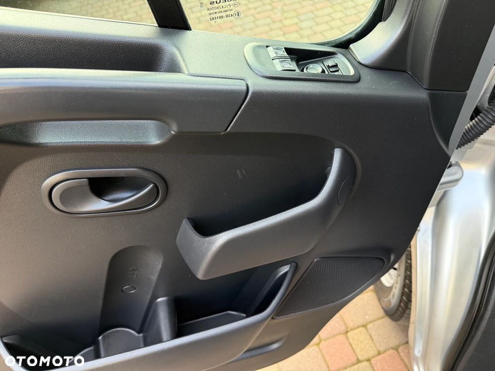 Renault Master Brygadówka Doka L2H2 - 13