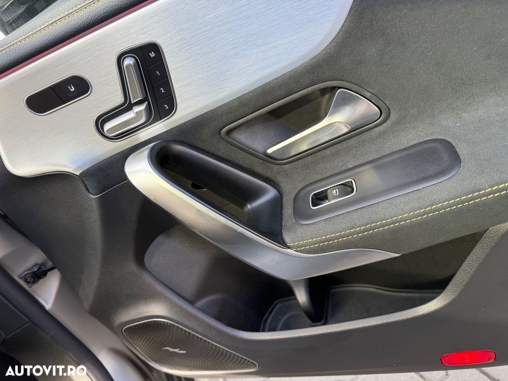 Mercedes-Benz CLA - 21