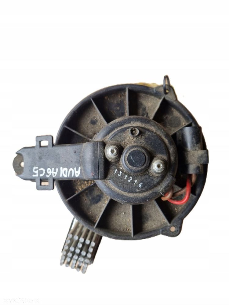 AUDI A6 C5 97-04 r. DMUCHAWA WENTYLATOR NAWIEWU BOSCH 0130111202 REZYSTOR + - 3