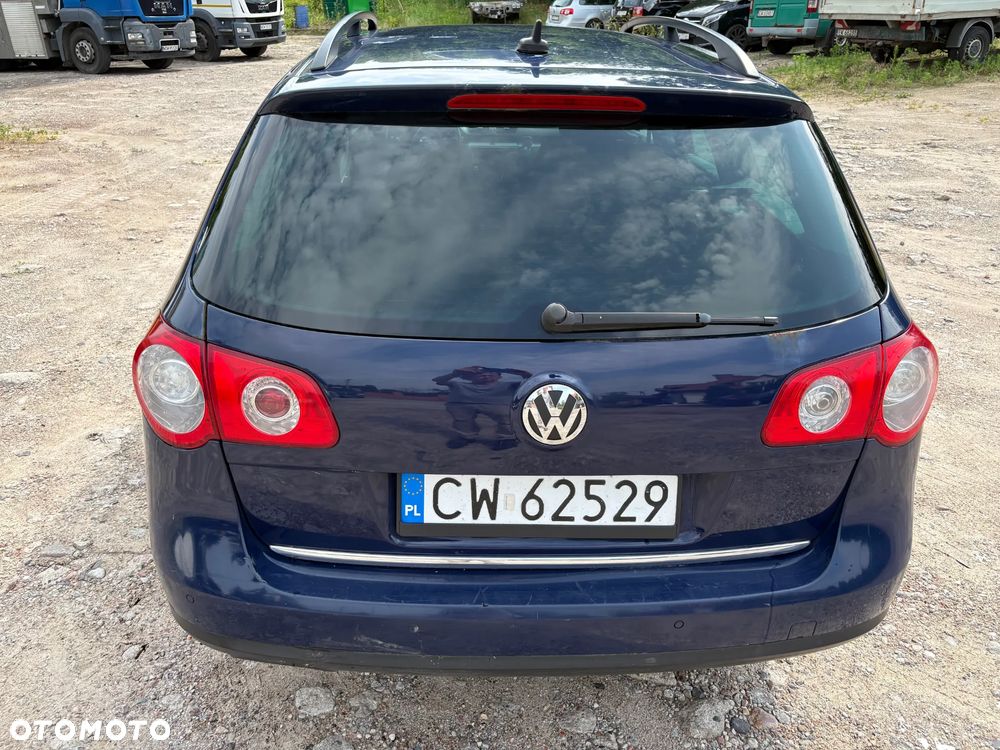Volkswagen Passat 2.0 TDI Comfortline DSG - 3