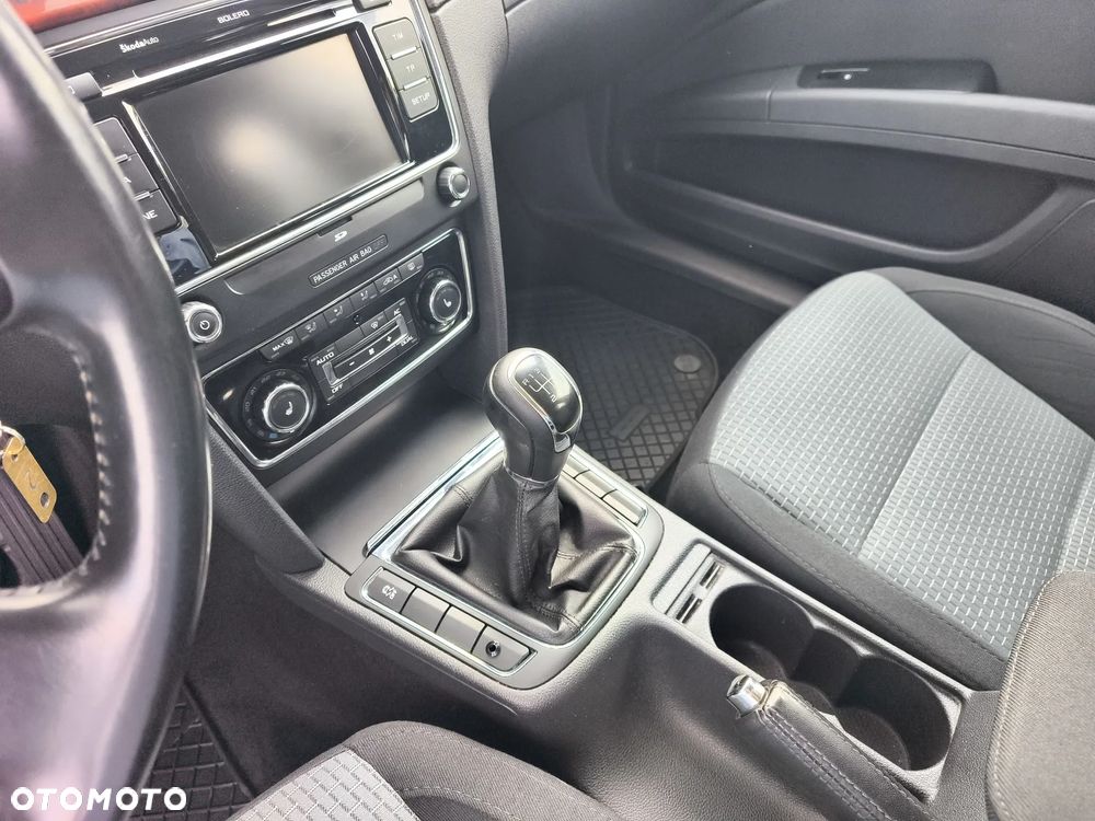 Skoda Superb 1.8 TSI Ambition - 15