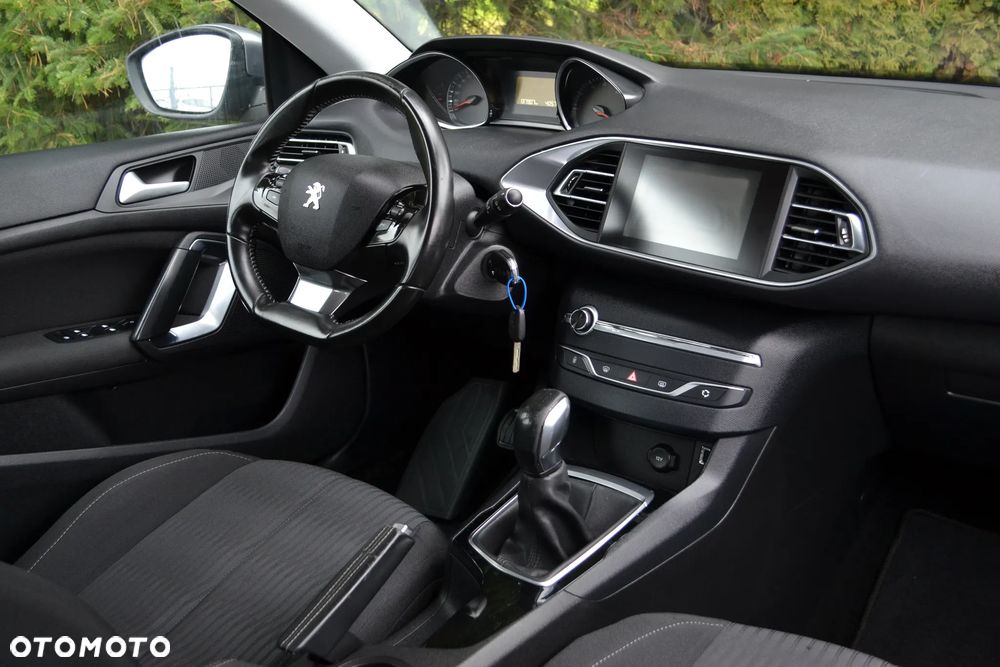 Peugeot 308 - 19