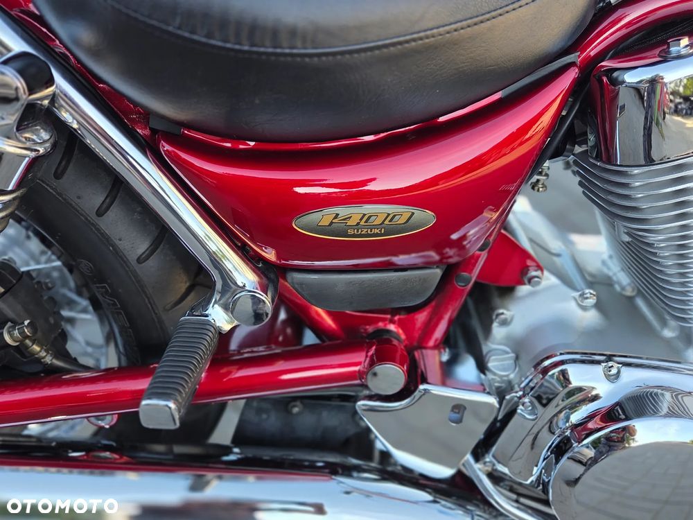 Suzuki Intruder - 19