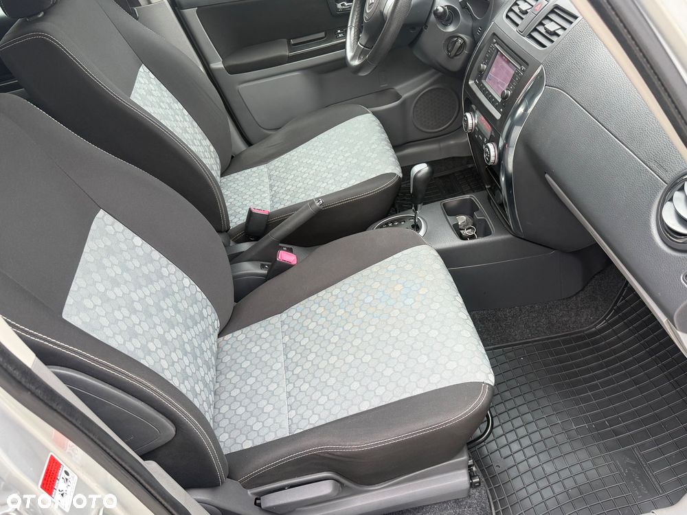 Suzuki SX4 1.6 VVT Automatic 4x2 Style - 23