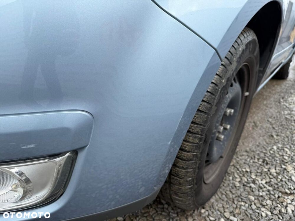 Ford Galaxy 2.0 Ghia - 18