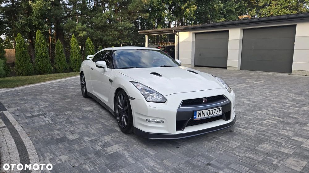 Nissan GT-R Black Edition - 1