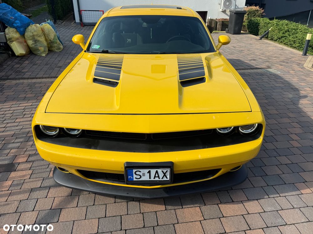 Dodge Challenger - 3