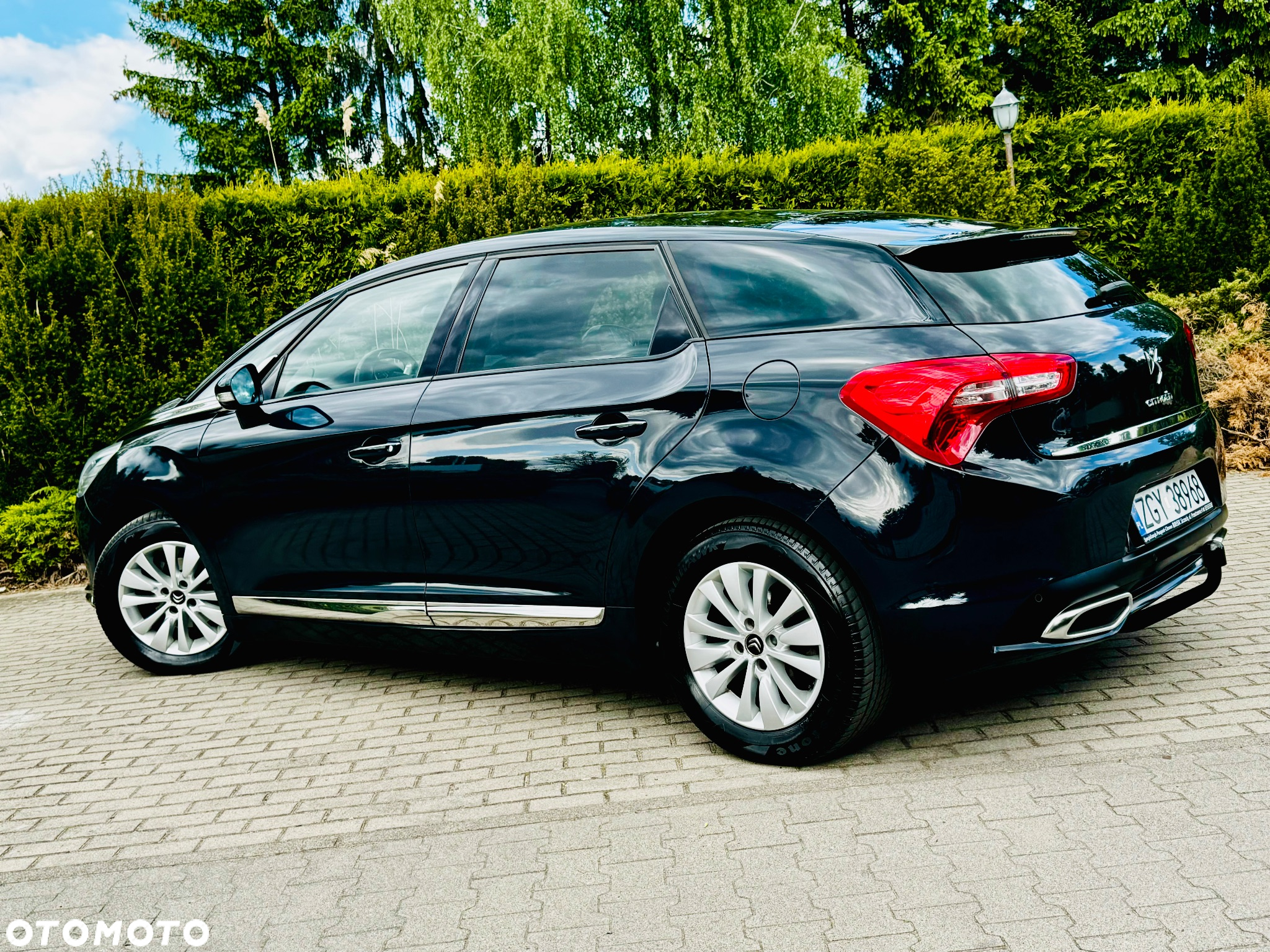 Citroën DS5 1.6 BlueHDi SoChic - 17