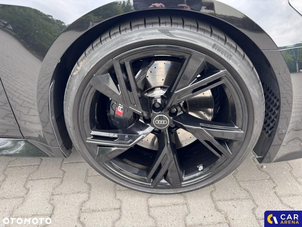 Audi RS6 Avant - 19