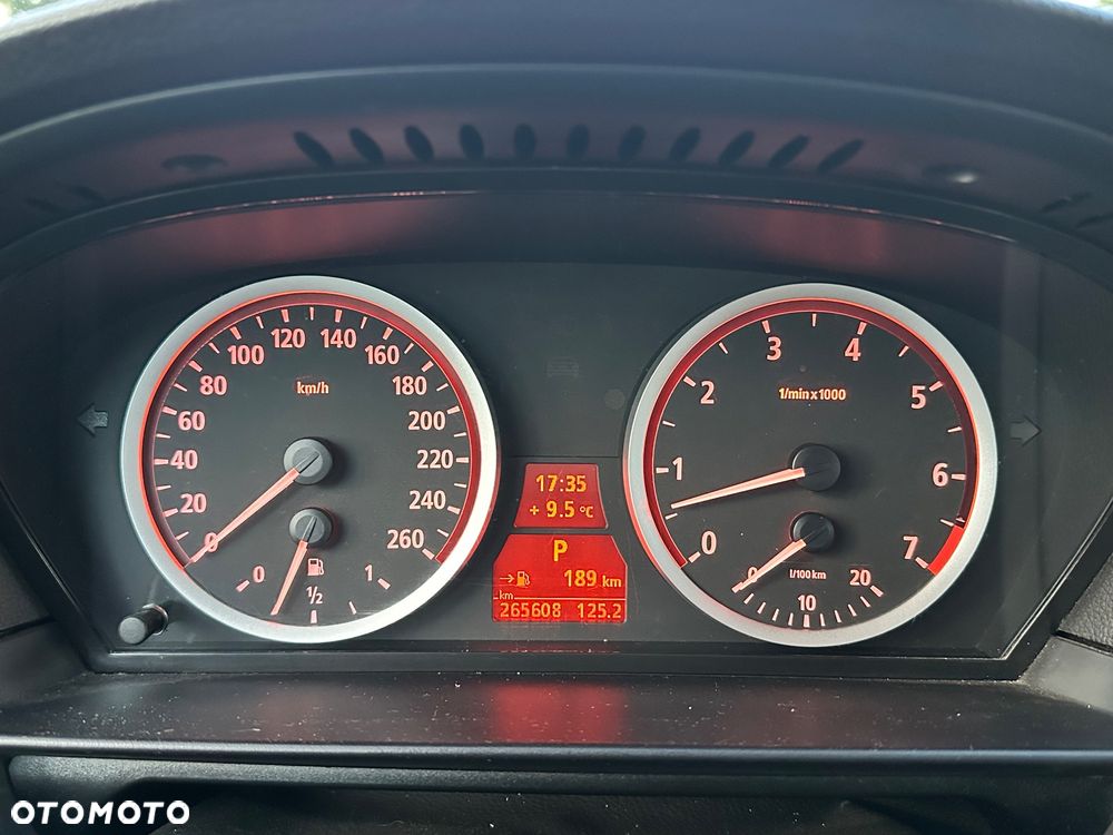 BMW Seria 5 - 36