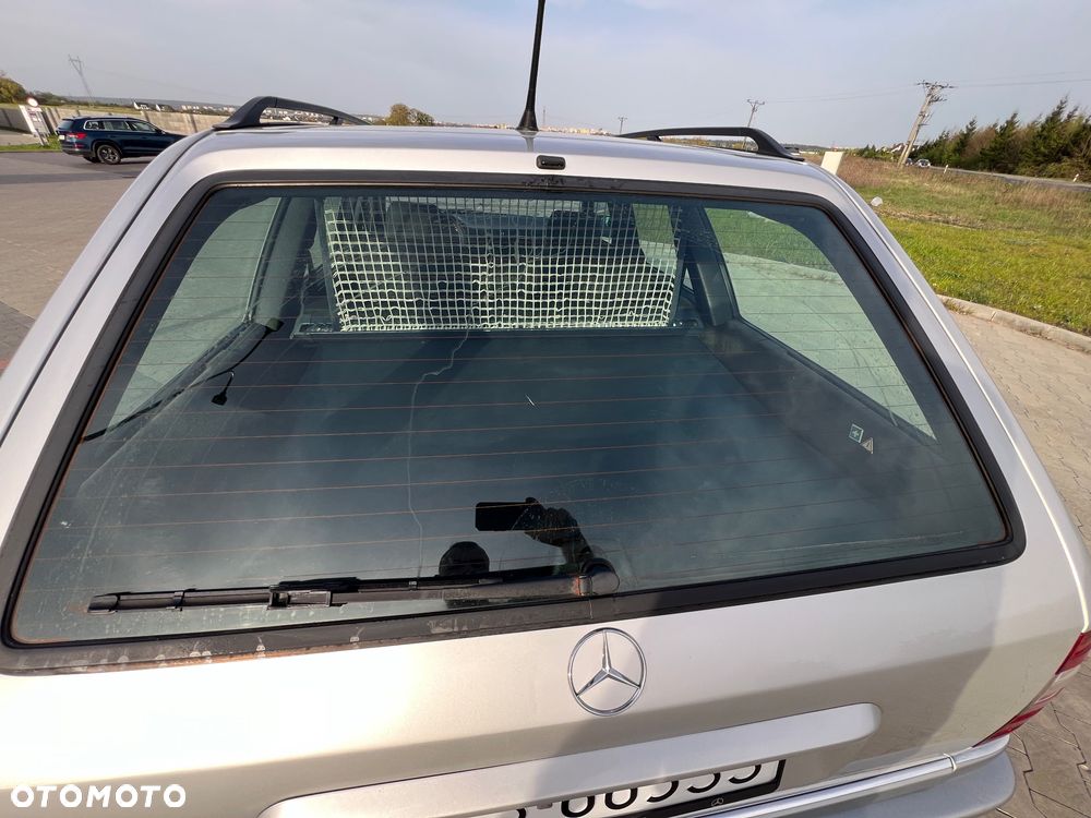 Mercedes-Benz Klasa E - 15