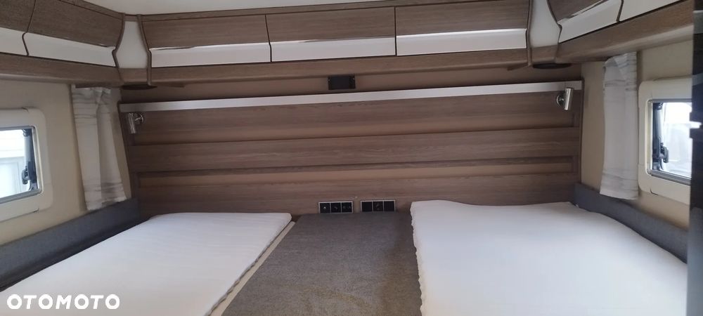 KABE Travel Master i740 - 22
