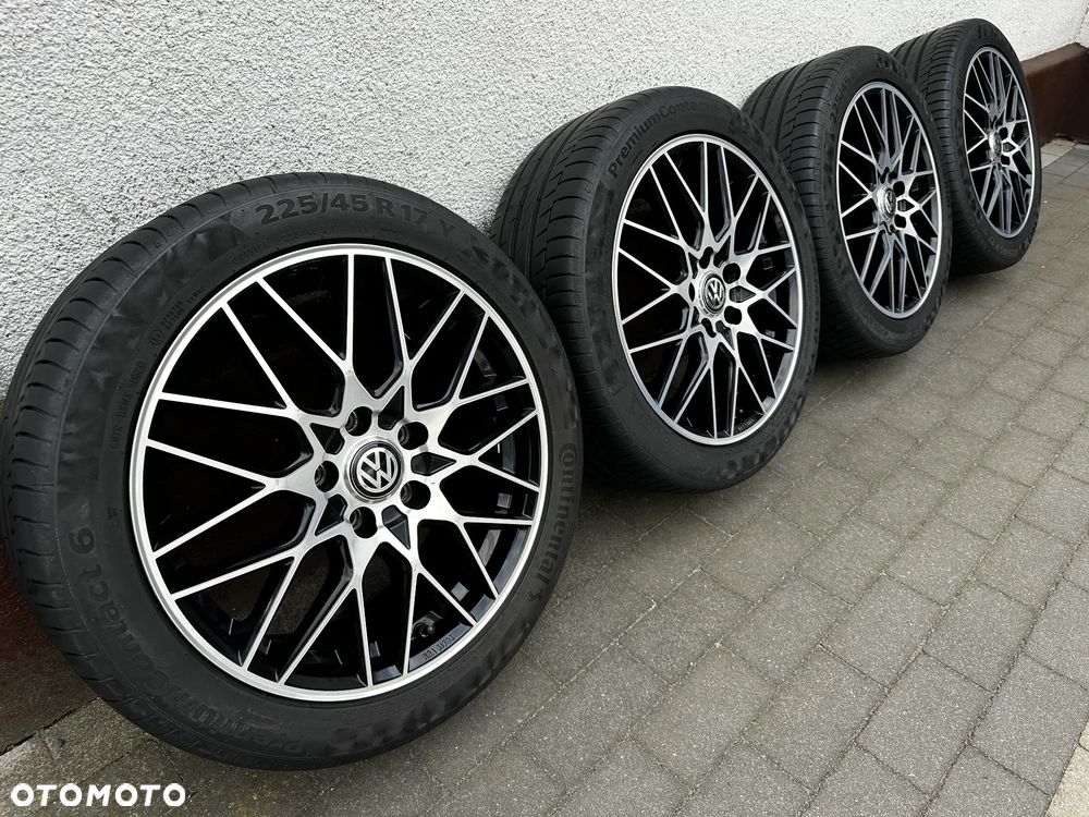 225 45 17 / Seat Leon VW Golf Caddy Touran Passat Skoda Octavia / 5x112 POLECAM - 1