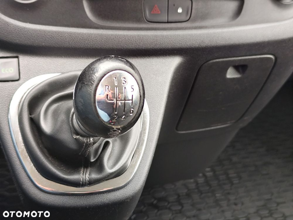 Opel VIVARO - 19