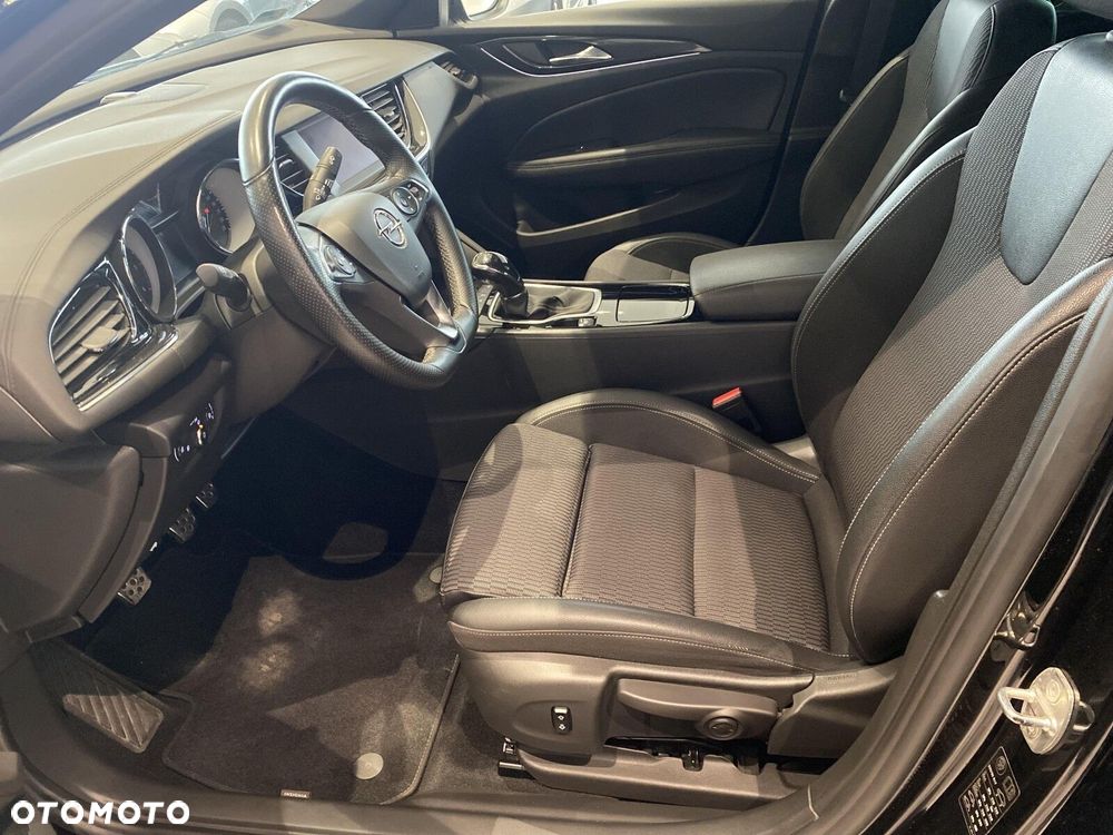 Opel Insignia - 13
