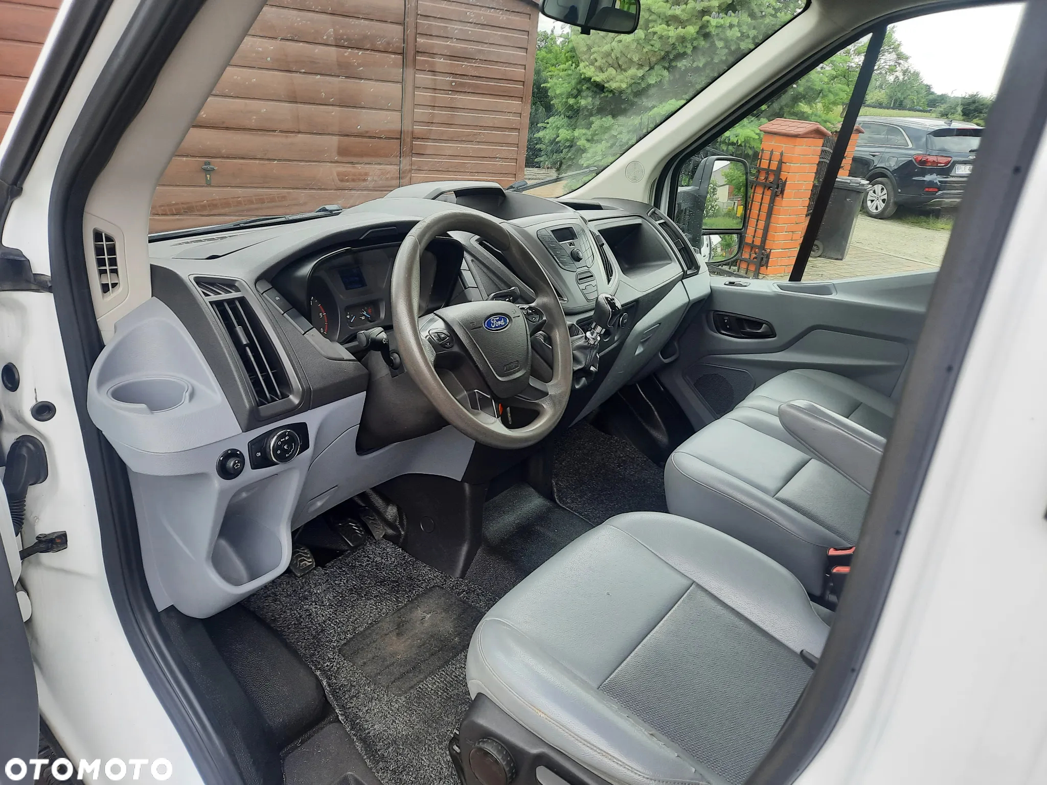 Ford Transit - 9