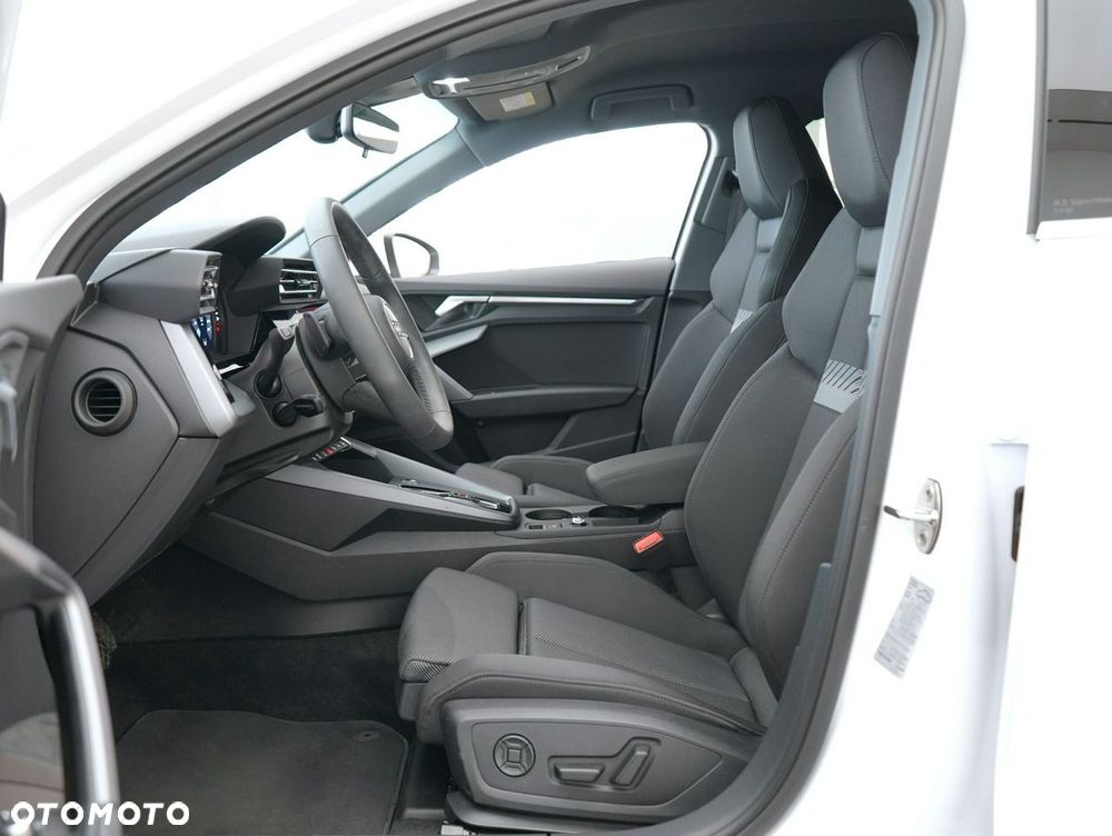 Audi A3 Sportback - 14