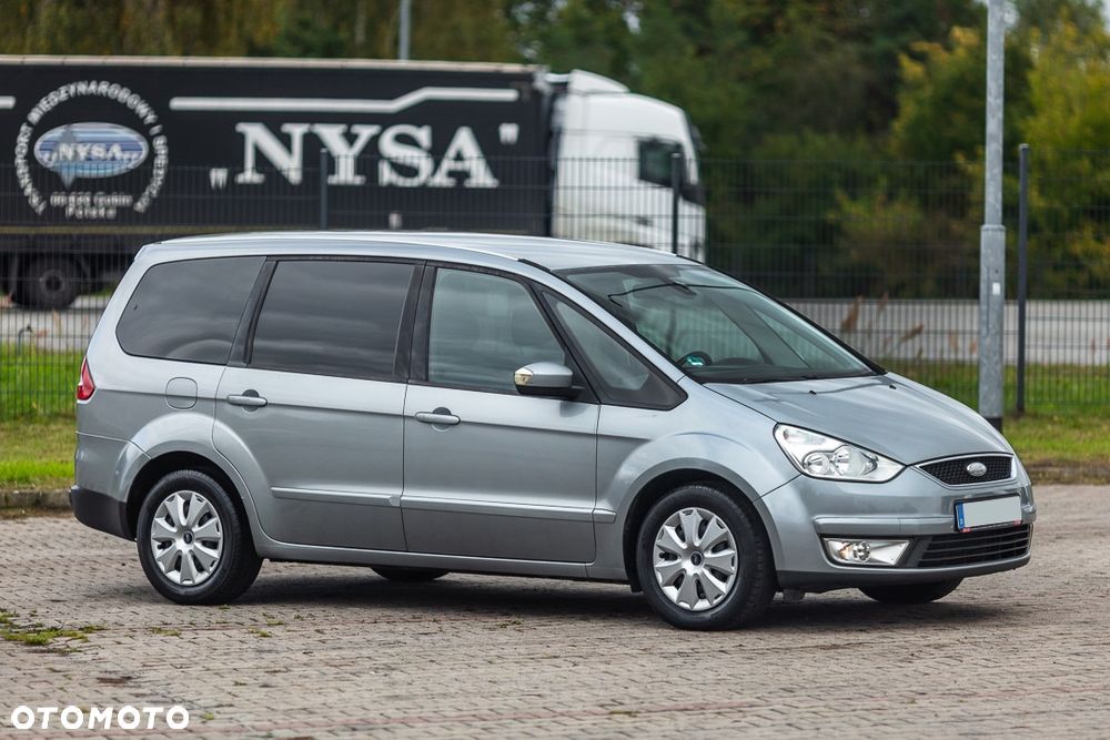 Ford Galaxy 2.0 TDCi DPF Ghia - 8