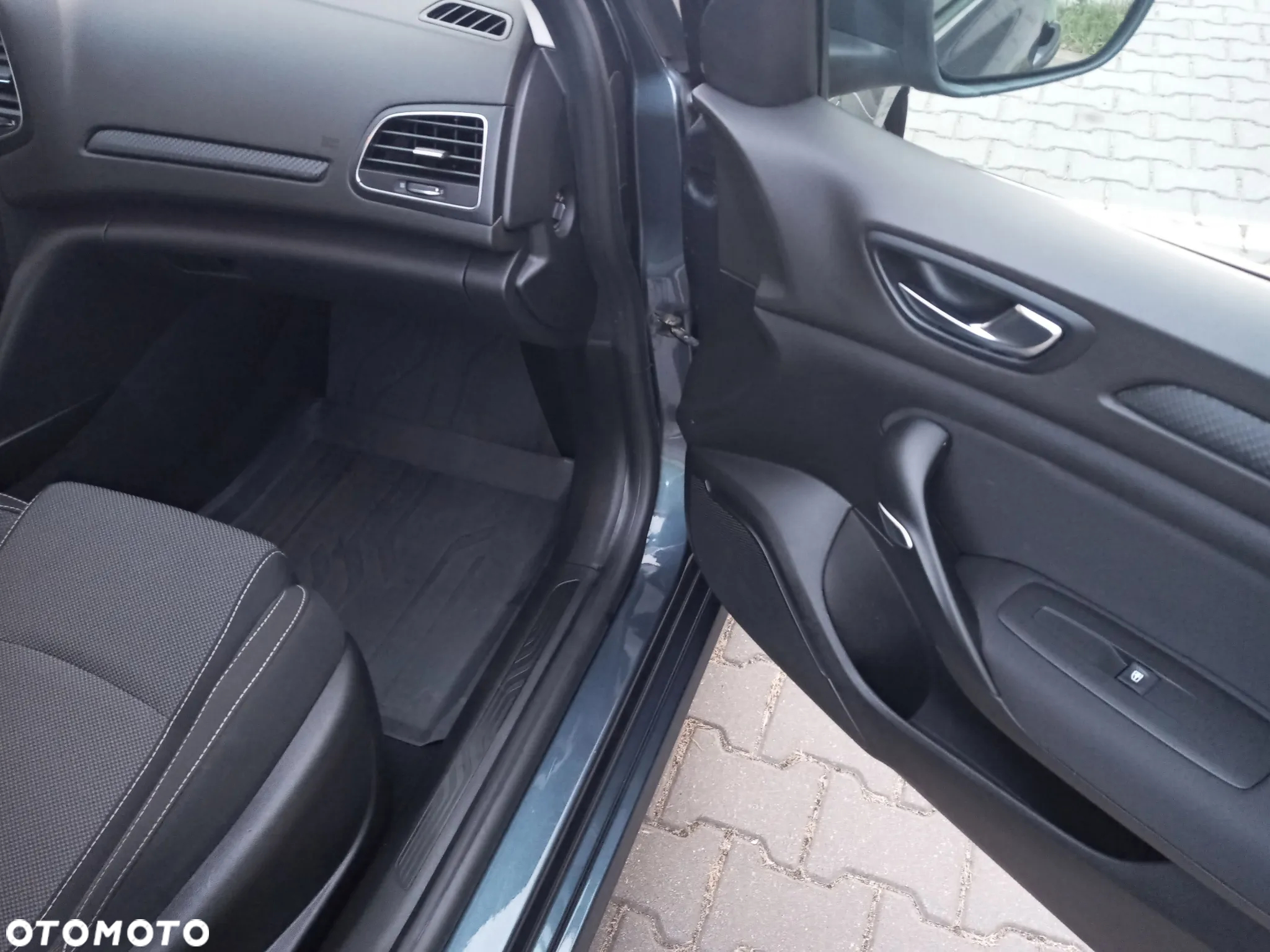 Renault Megane 1.3 TCe FAP Business - 20