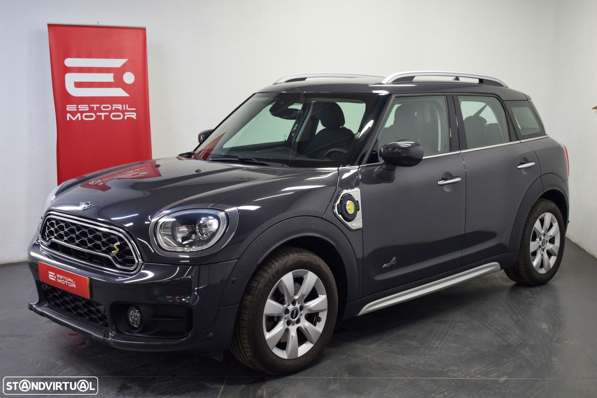 MINI Countryman Cooper SE ALL4 Auto - 1
