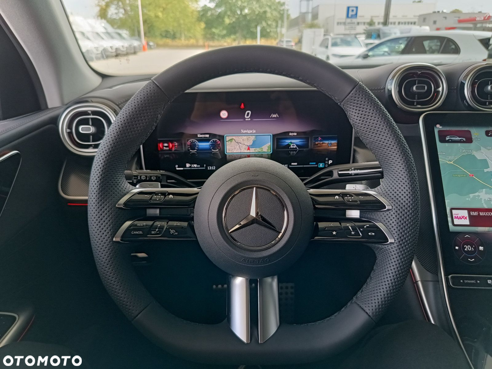 Mercedes-Benz GLC - 30