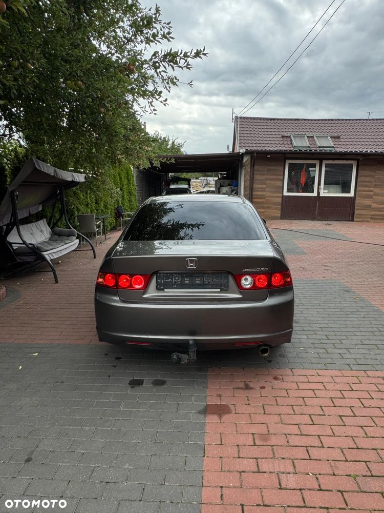 Honda Accord 2.0 Executive - 6