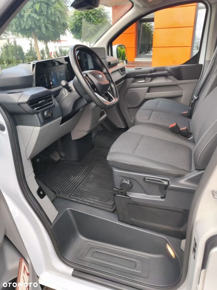 Ford Transit Custom - 19