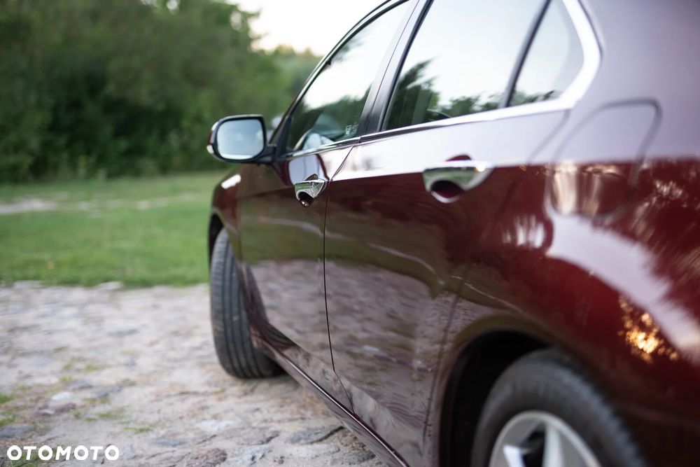 Honda Accord 2.0 Elegance - 26