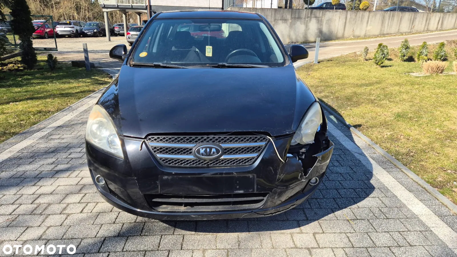 Kia Ceed 1.6 CRDi 90 ISG Spirit - 2